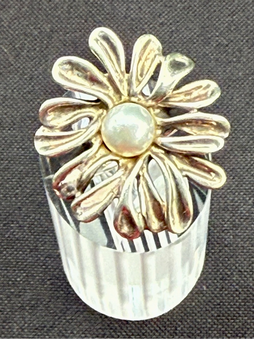 HG Silver Daisy Statement Ring w/ Pearl